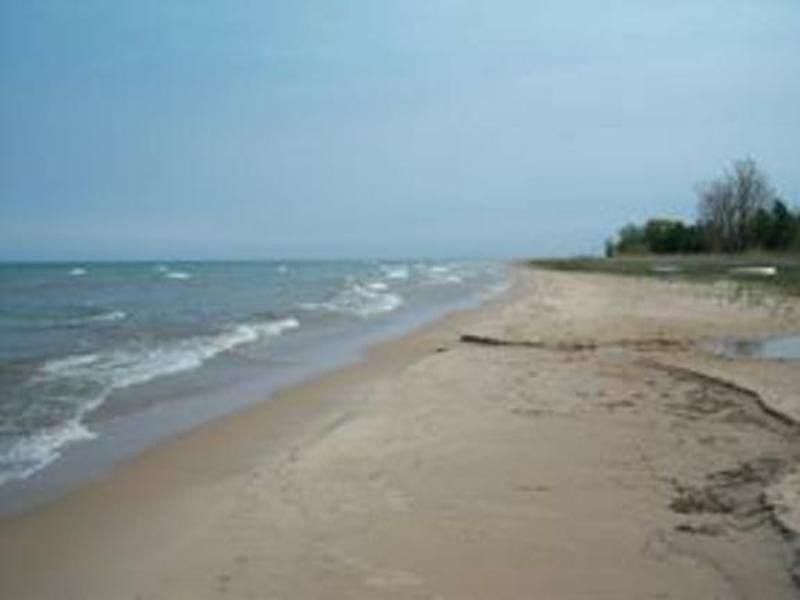 100' sand beach Lake Huron