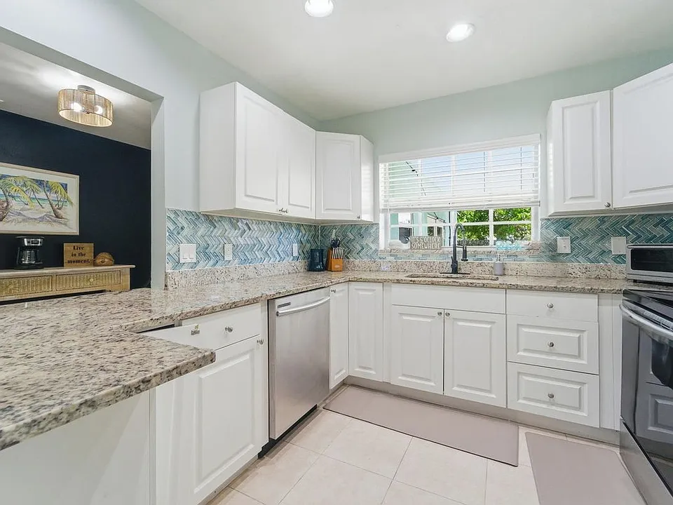 1424 Willow Rd