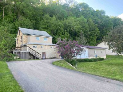 114 S Bluff St, Guttenberg, IA, 52052