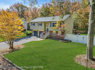 44 Branch Rd, Oakhurst, NJ 07755