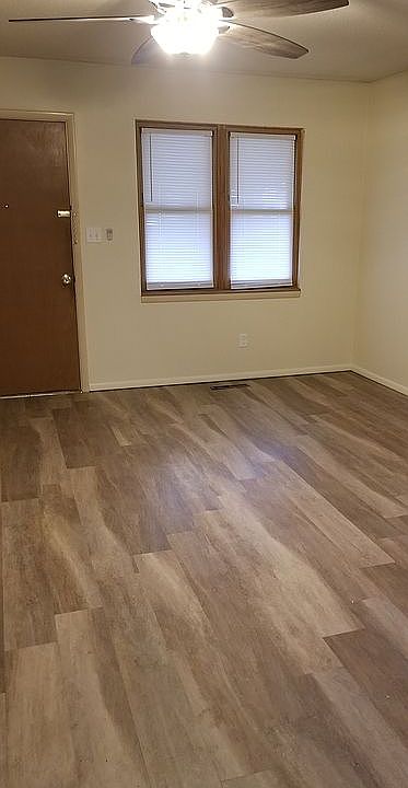 1st image of 7916 E 88th Ter