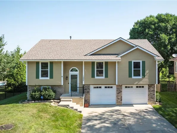 1225 SW Eastman St, Blue Springs, MO 64015