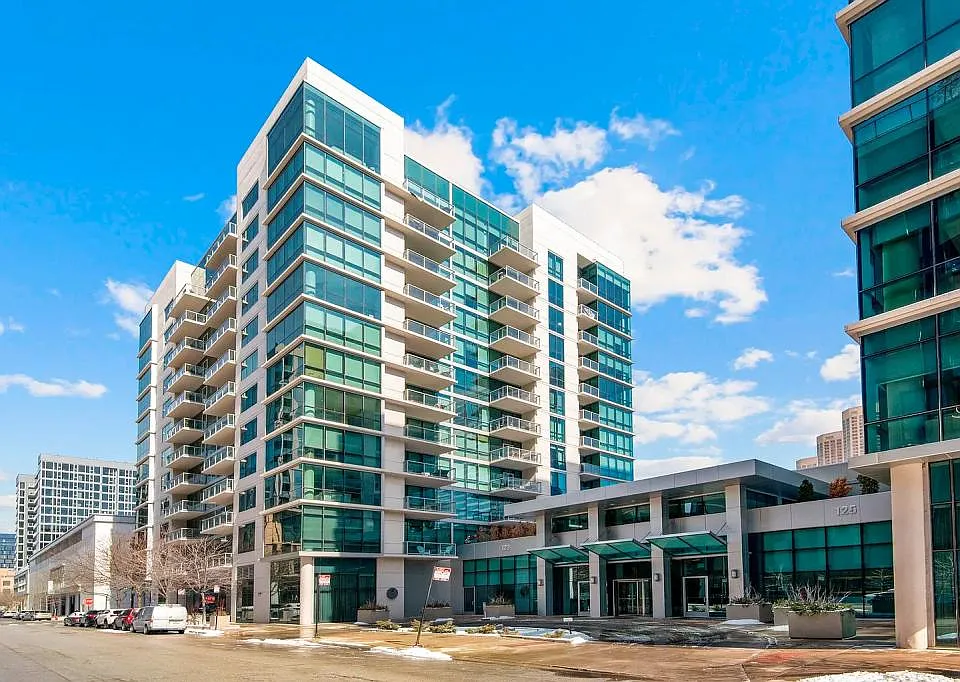 123 S Green St #903B