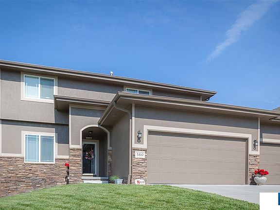3rd image of 560 S 183rd Ave