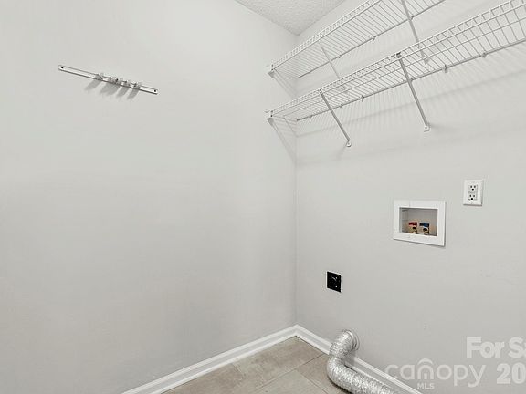 5th image of 10359 Gold Pan Rd