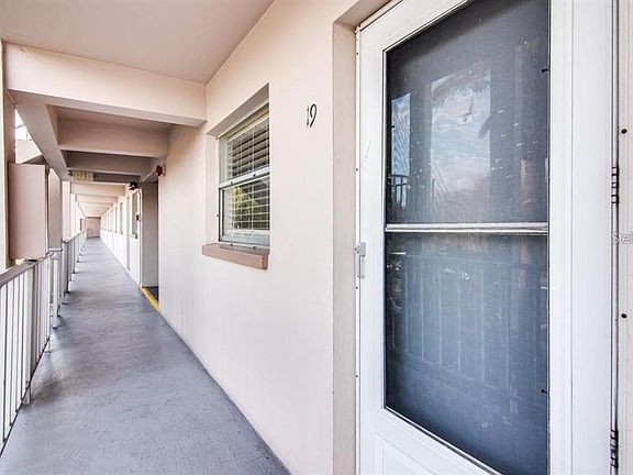 3rd image of 1303 S Hercules Ave APT 19