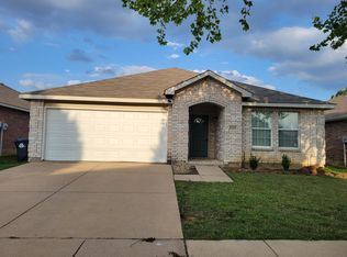 6705 Longleaf Ln, Denton, TX 76210
