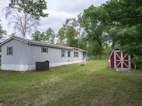 W5764 Pheasant Dr, New Lisbon, WI 53950