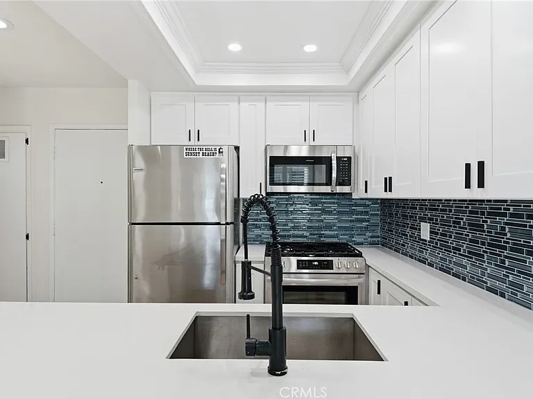 16852 Pacific Coast Hwy #104 — Photo 10