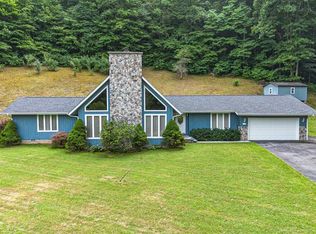 2118 Happy Hollow Rd, Big Rock, VA 24603