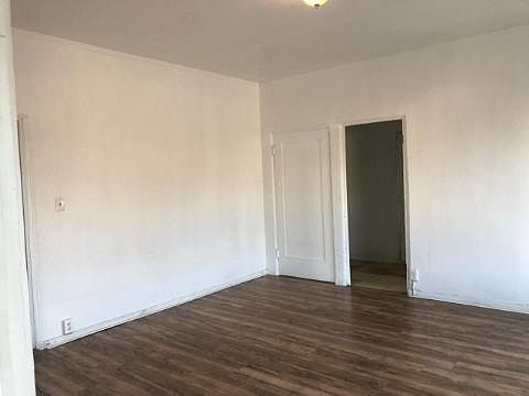 2nd image of 220 S Jackson St APT 307