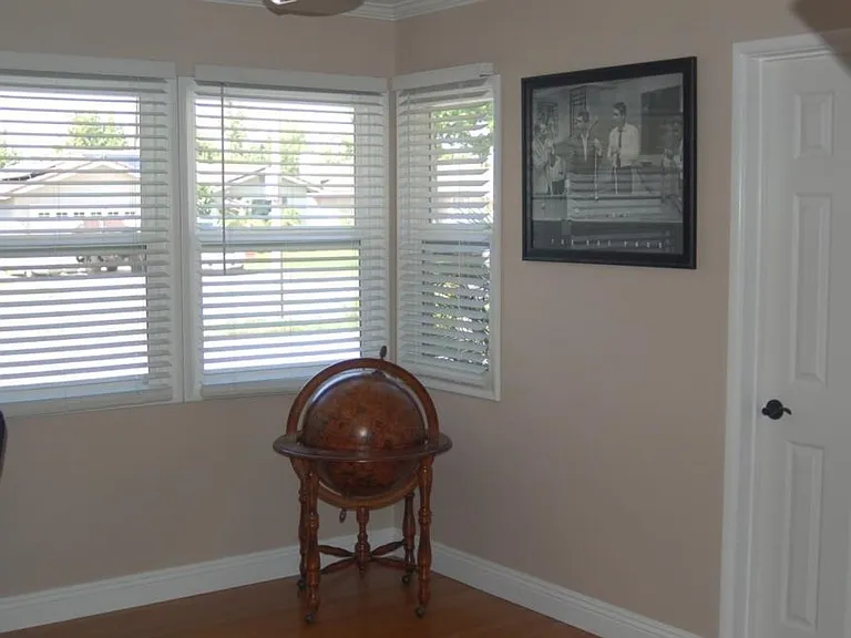 1324 E Rose Ave — Photo 12