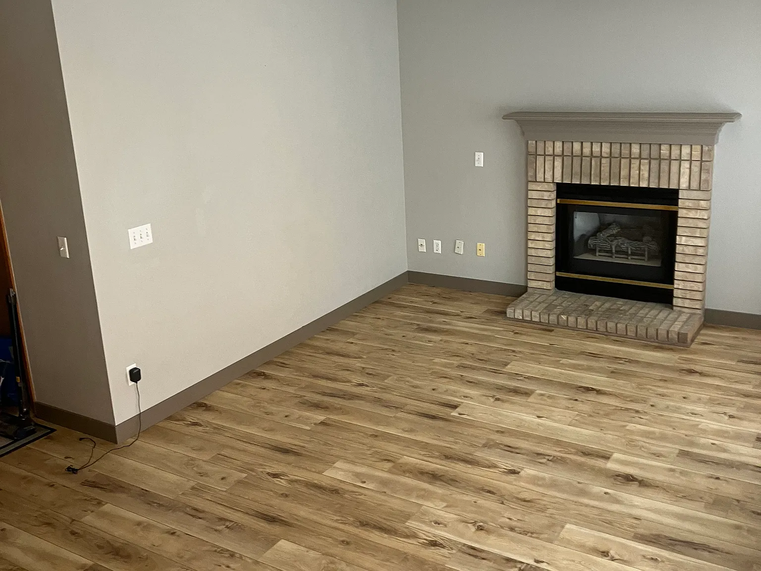 3 bed, 2238 sqft, $2,500 — Photo 4