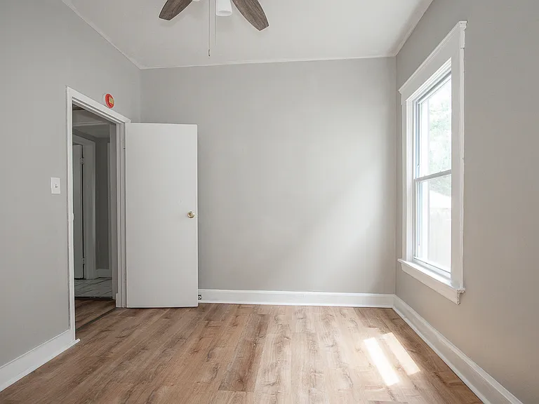 3635 W 46th St #1 — Photo 14