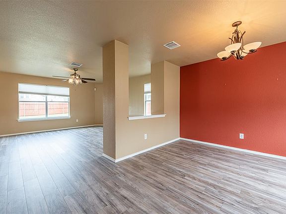 4th image of 9828 Osprey Dr