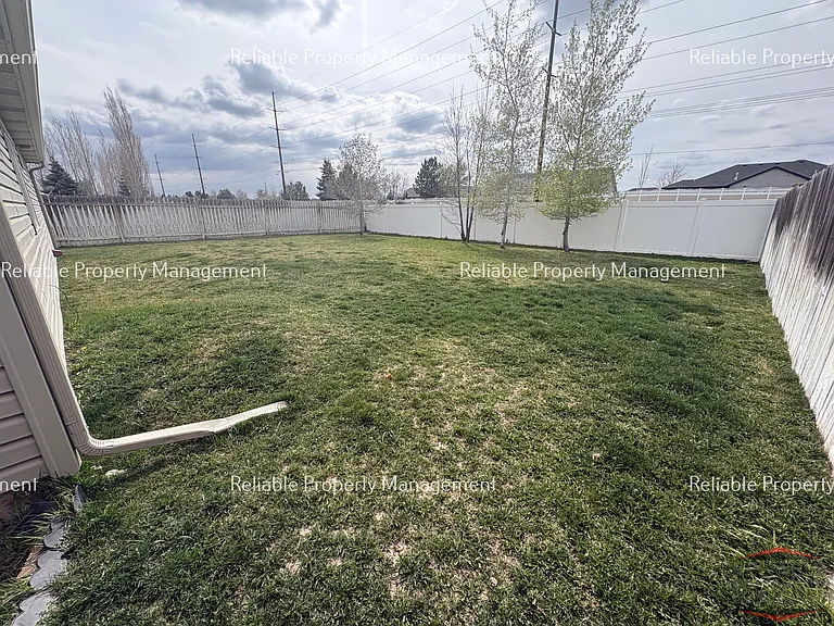 1213 N Cornerstone Dr — Photo 12