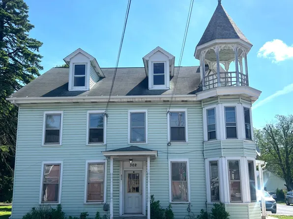 302 N Baltimore Ave, 302 N Baltimore Ave #4, Mount Holly Springs, PA 17065