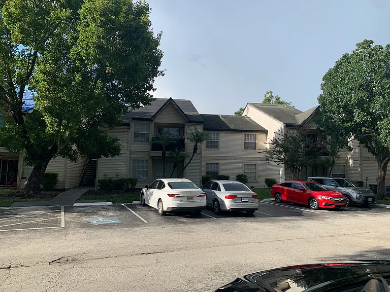 1916 Lake Atriums Cir #140 — Photo 3