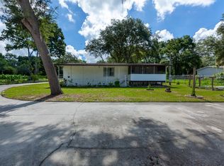 11930 Grovewood Ave, Thonotosassa, FL 33592
