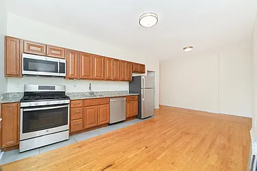Rented by Living New York