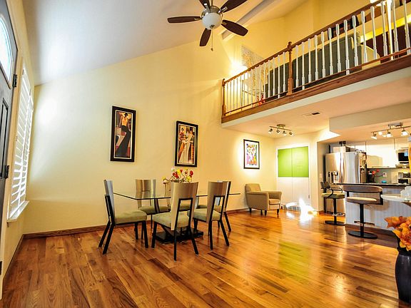 Lower level - dining or living room