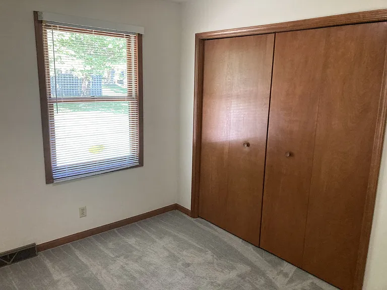 2703 Woodmeadow Dr SE — Photo 3
