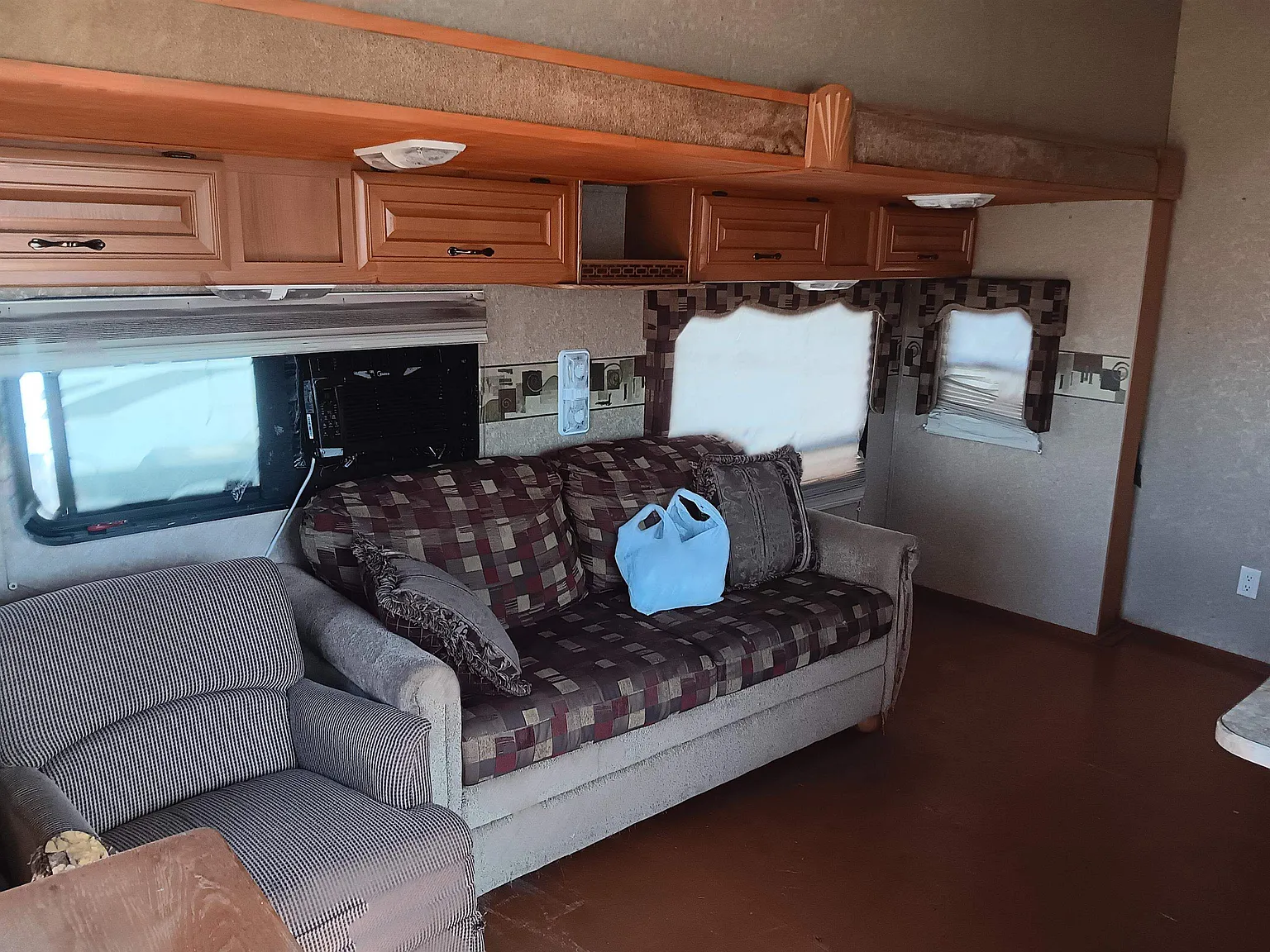 1 bed, 1.0 bath, $800 — Photo 1