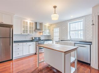 90 Astor Pl, Jersey City, NJ 07304