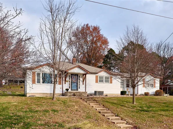 1065 W 9th St, Washington, MO 63090