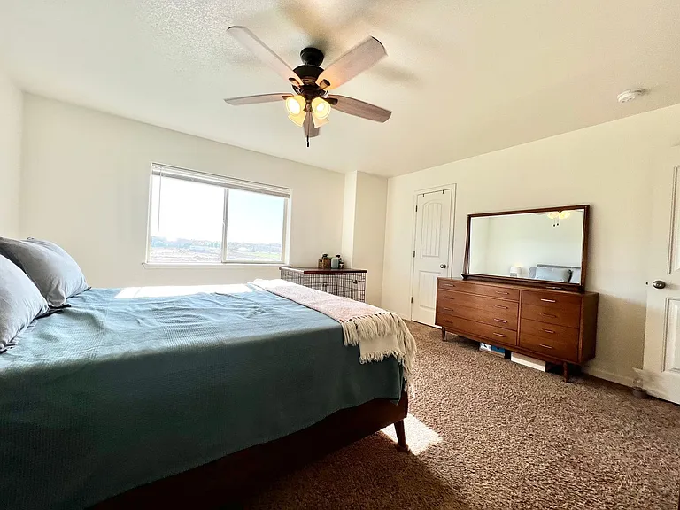 3660 W 25th St #1402 — Photo 10