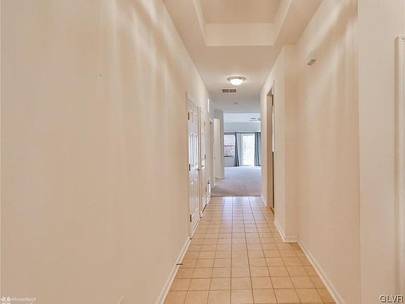 4th image of 2040 Bally Dr