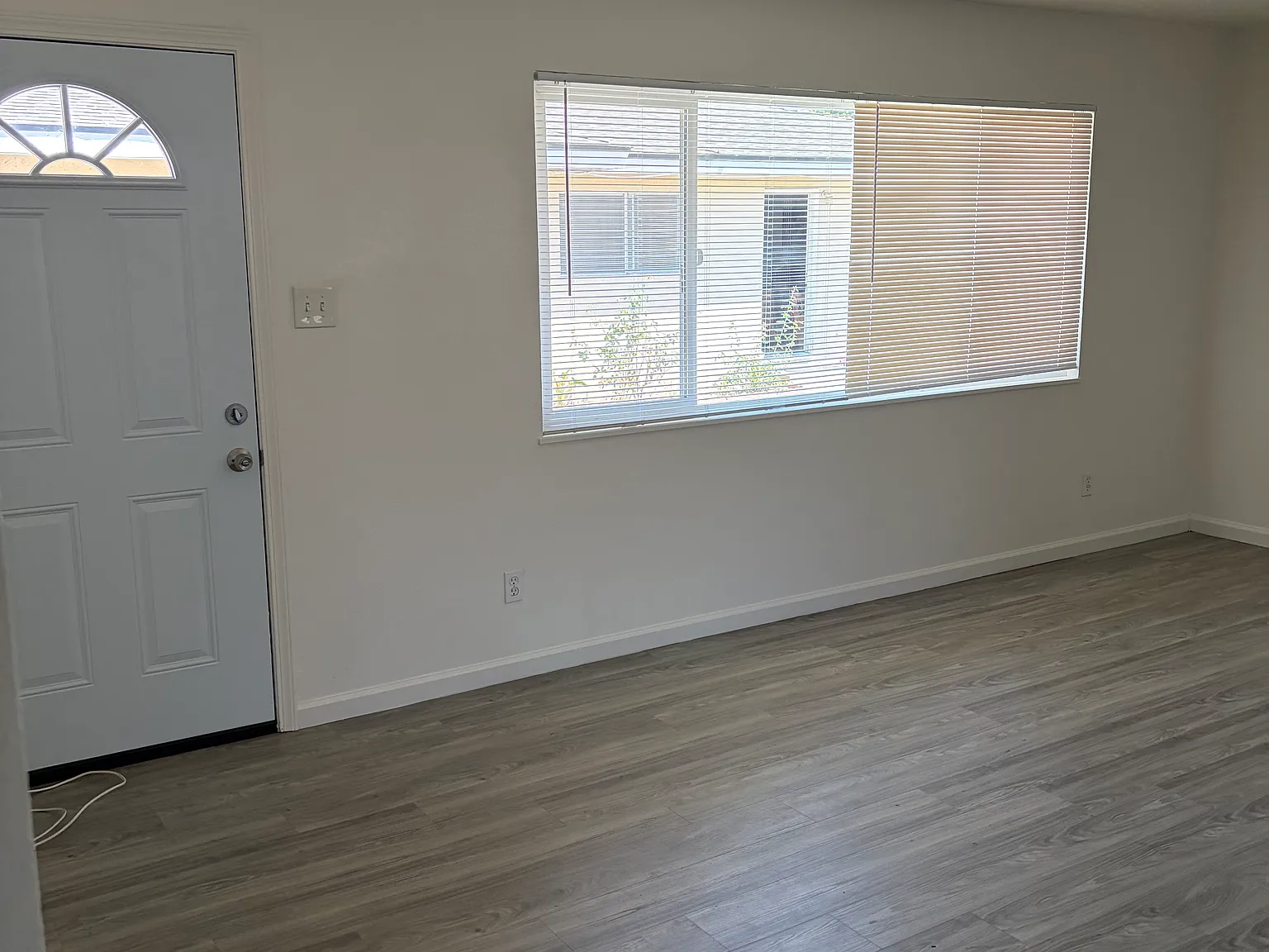 2 bed, $1,895 — Photo 2