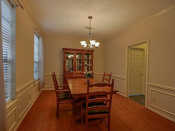 5th image of 4603 Natural Bridge Dr