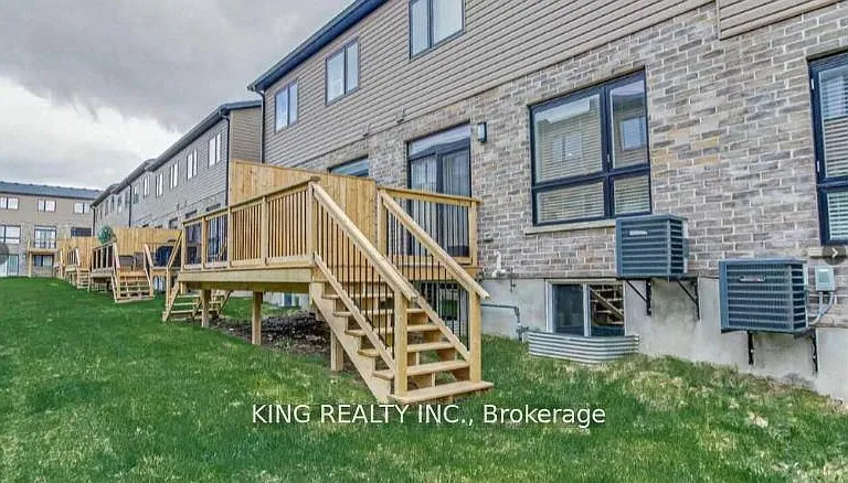 811 Sarnia Rd #60 — Photo 19