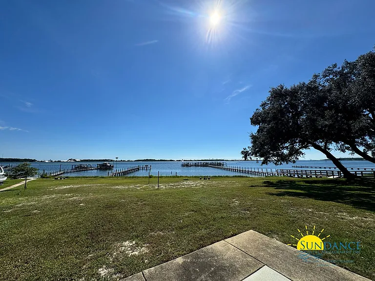 504 Fallin Waters Dr — Photo 27