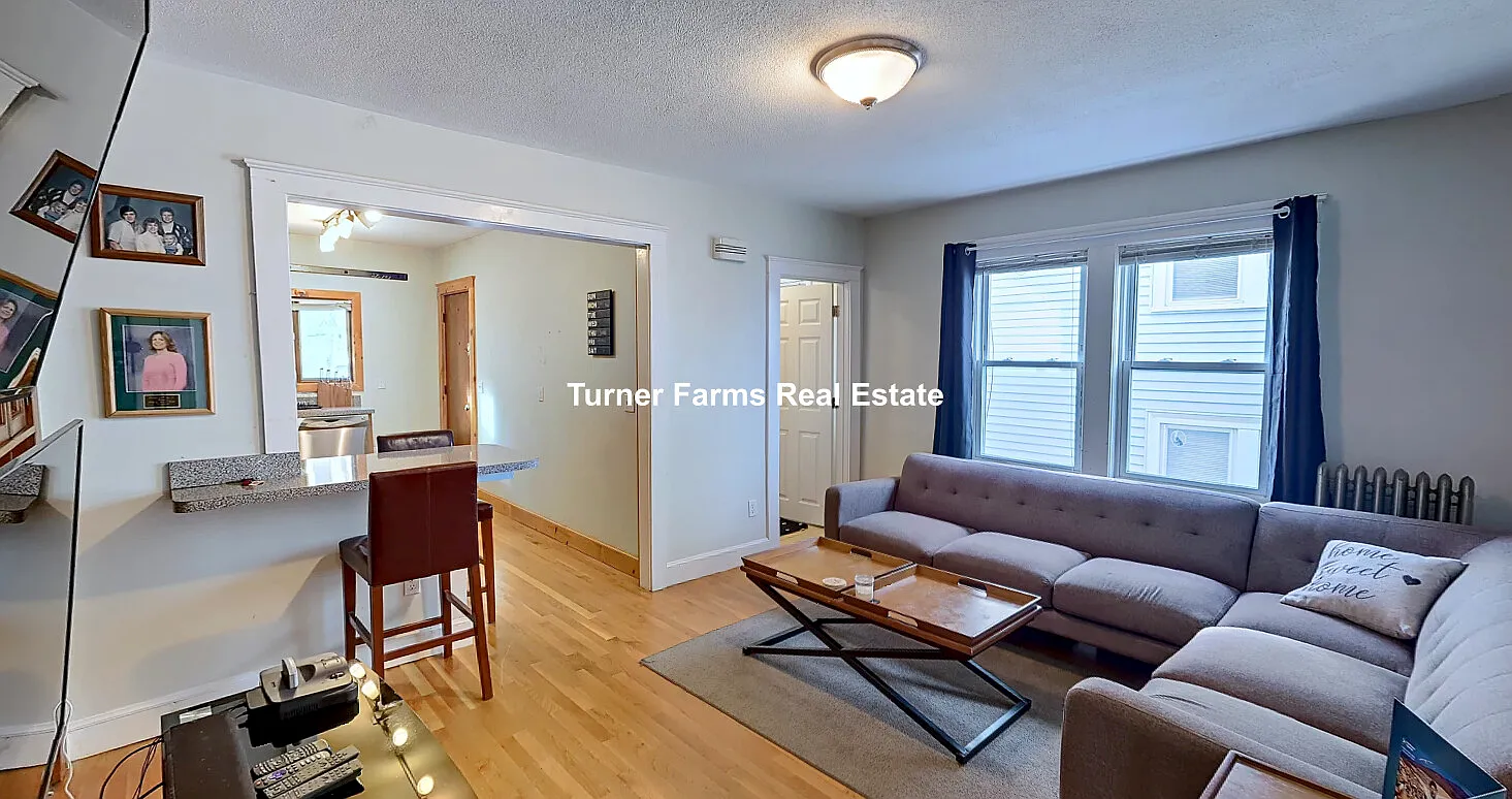 4 bed, 9999 sqft, $4,250 — Photo 1