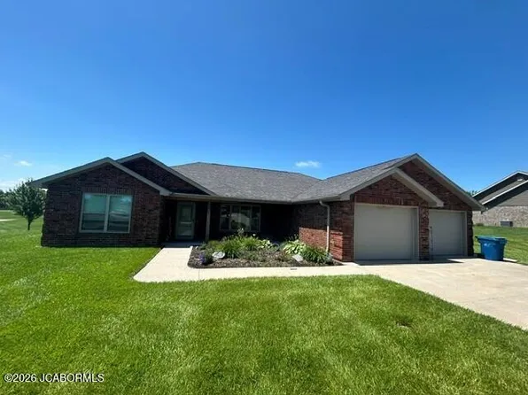 2406 Usonia Dr, Holts Summit, MO 65043