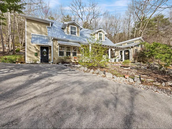 453 Antler Dr, Rising Fawn, GA 30738