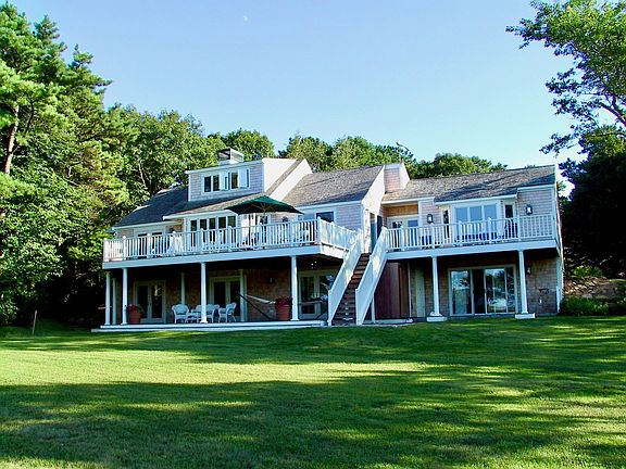 3rd image of 29 Majors Cove Ln