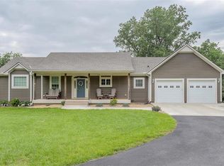 8540 Corliss Rd, De Soto, KS 66018