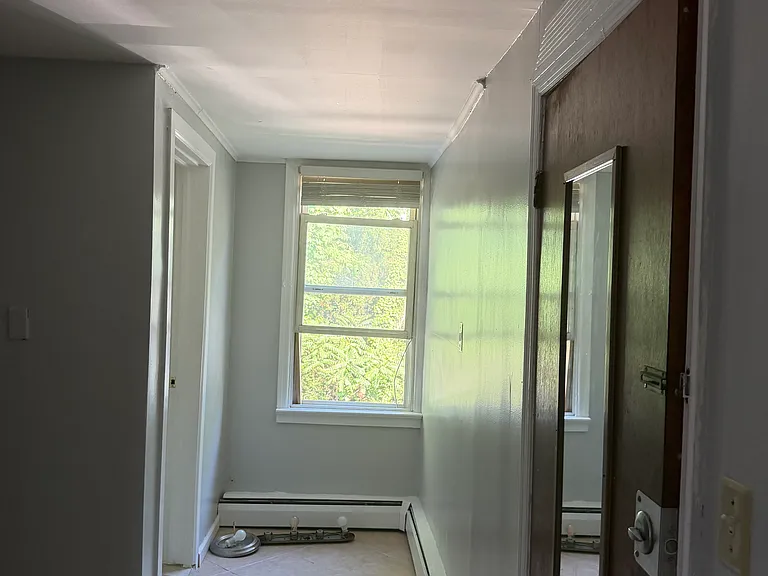 354 Ogden St #2 — Photo 5