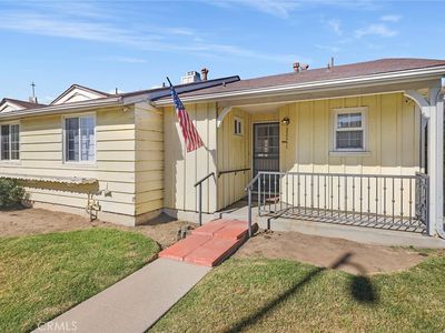 22051 Vanowen St, Canoga Park, CA, 91303