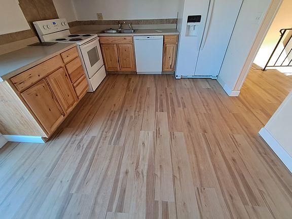 5th image of 1585 Bonita Dr
