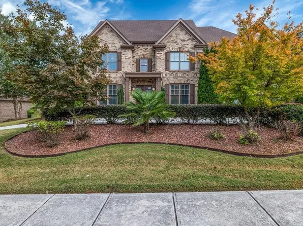 2372 Walkers Glen Ln, Buford, GA 30519