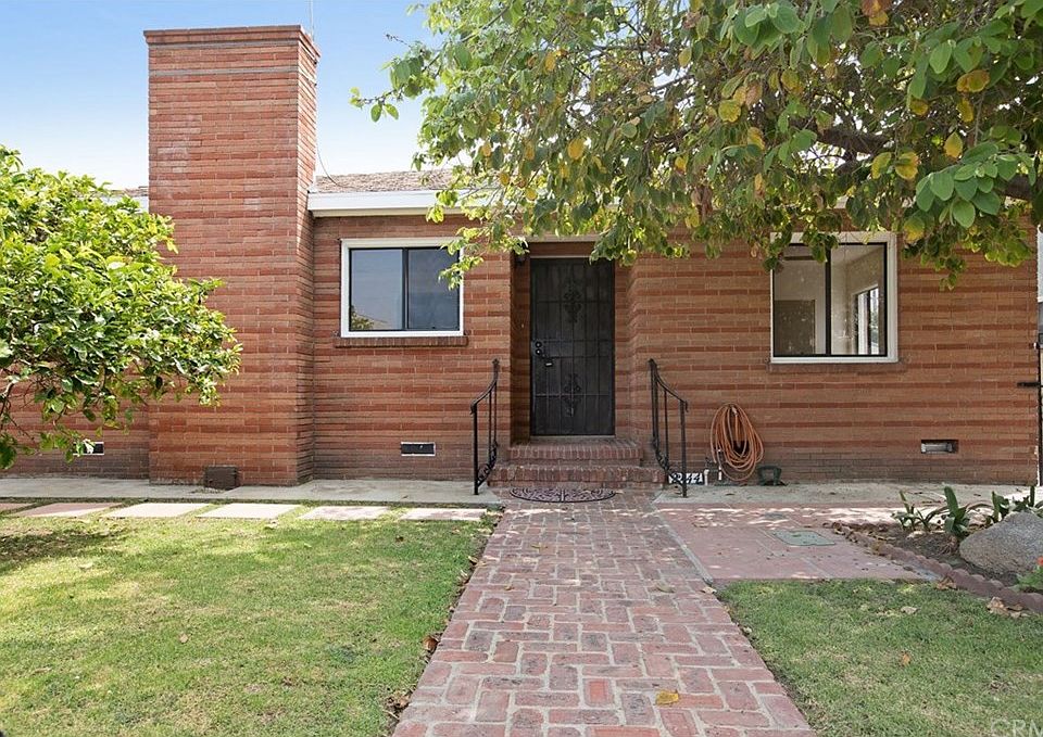 1st image of 2444 Granville Ave