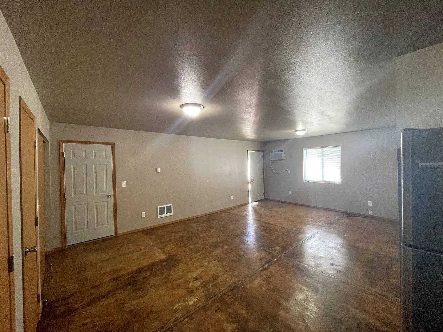 109 Pear Ct. — Photo 3