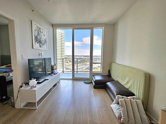 4th image of 8238 Lord St #1308