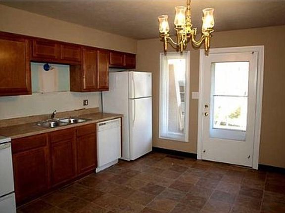 4th image of 3651 Eakins Rd