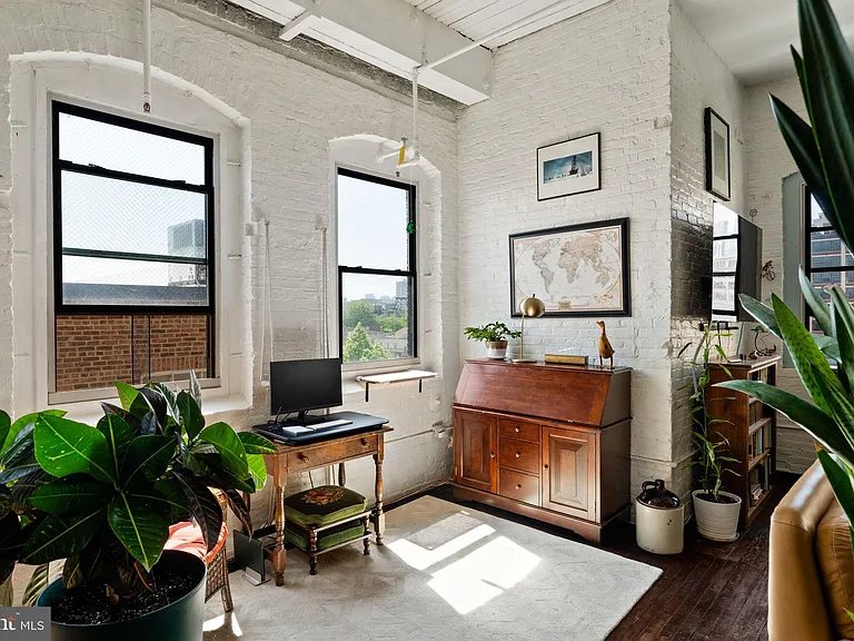 429 N 13th St #5G — Photo 13