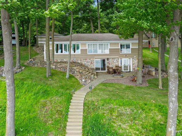 1642 2nd St, Turtle Lake, WI 54889